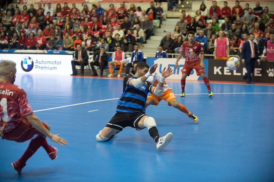 El conjunto de Duda remonta una desventaja de hasta tres goles y consigue llevarse un encuentro marcado por el debut de Xuxa y Fernando Drasler y las paradas de Raúl Jerez