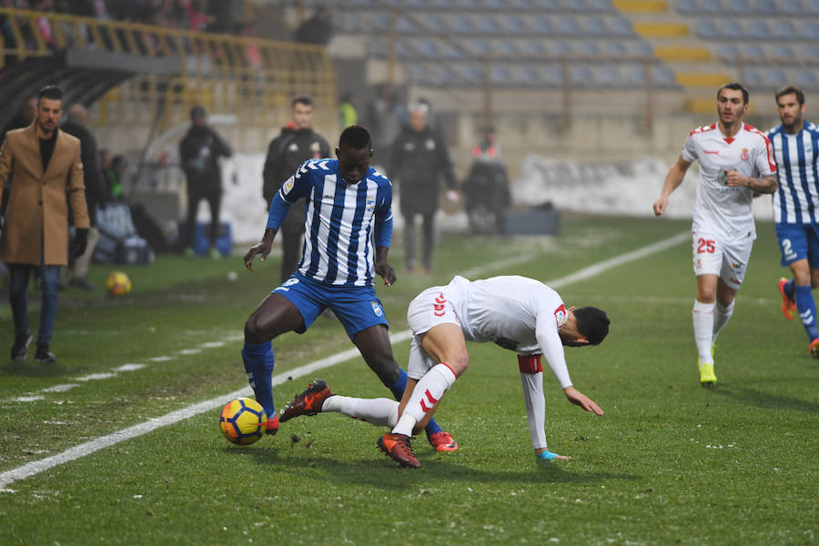 Fabri ha dado más solidez al conjunto lorquino, pero el equipo cae en León y el nuevo técnico sigue sin conocer el triunfo