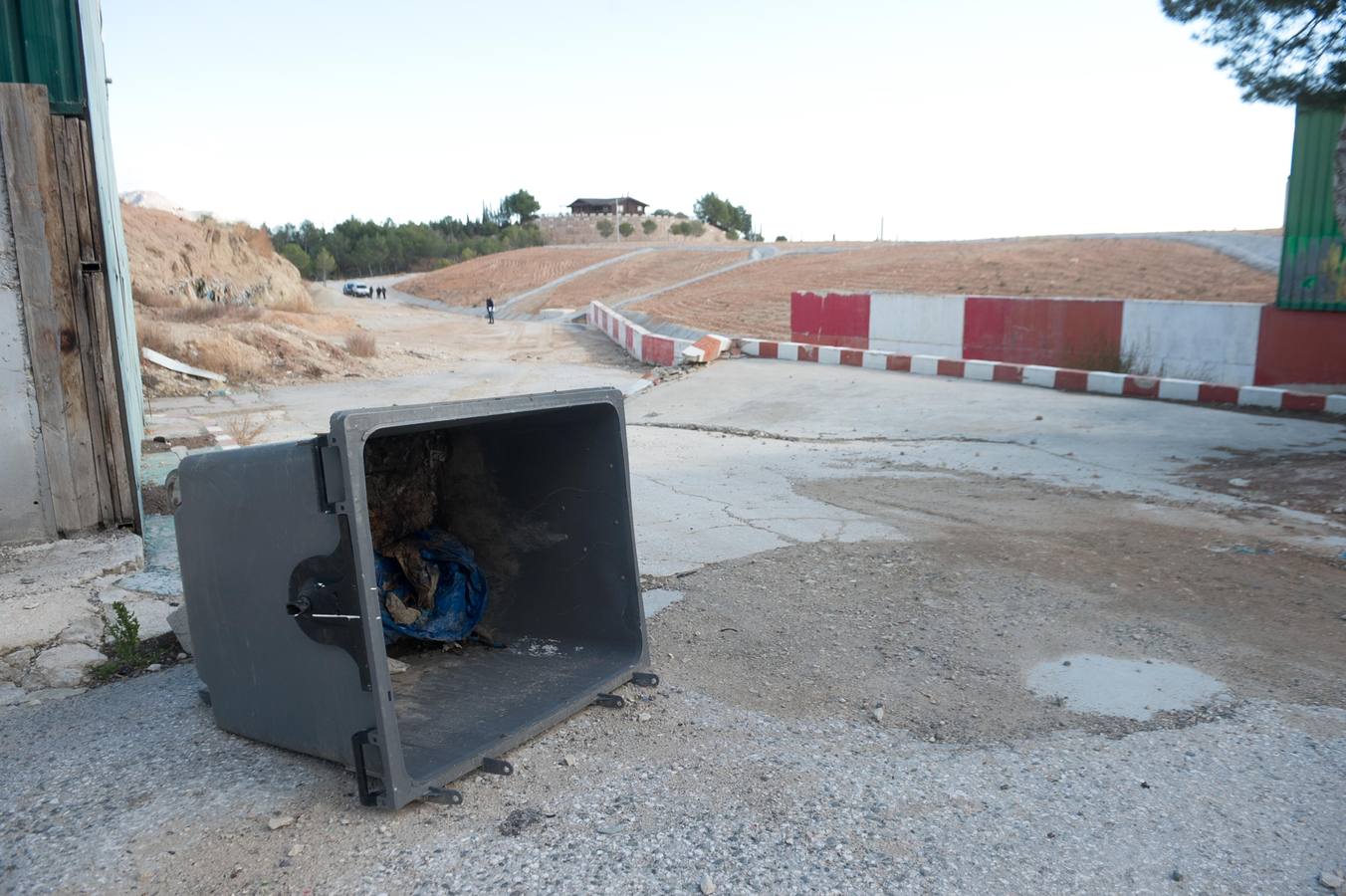 El Gobierno valenciano estudia aportar 1,3 millones; en febrero se retomarán los trabajos desmantelando una balsa de lixiviados