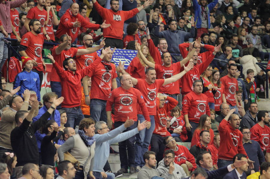 El equipo de Ibon Navarro suma su quinta victoria en los últimos seis partidos en un final de infarto contra un rival directo