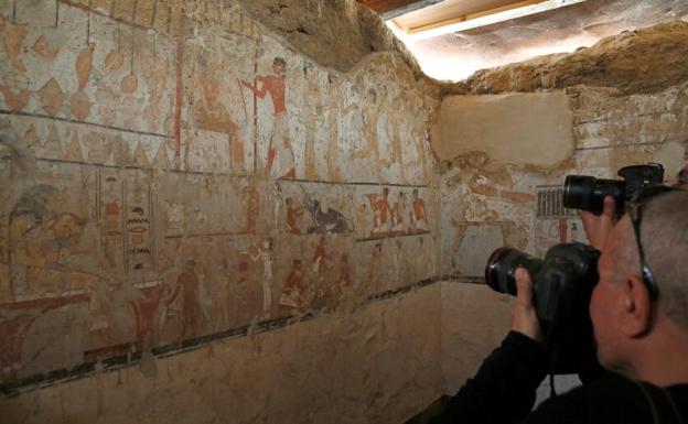 Hallan la tumba de una mujer del Alto Imperio egipcio no vinculada a la realeza