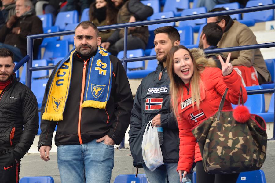 Repasa las imágenes que han dejado las aficiones en el derbi murciano entre el Real Murcia y el UCAM CF