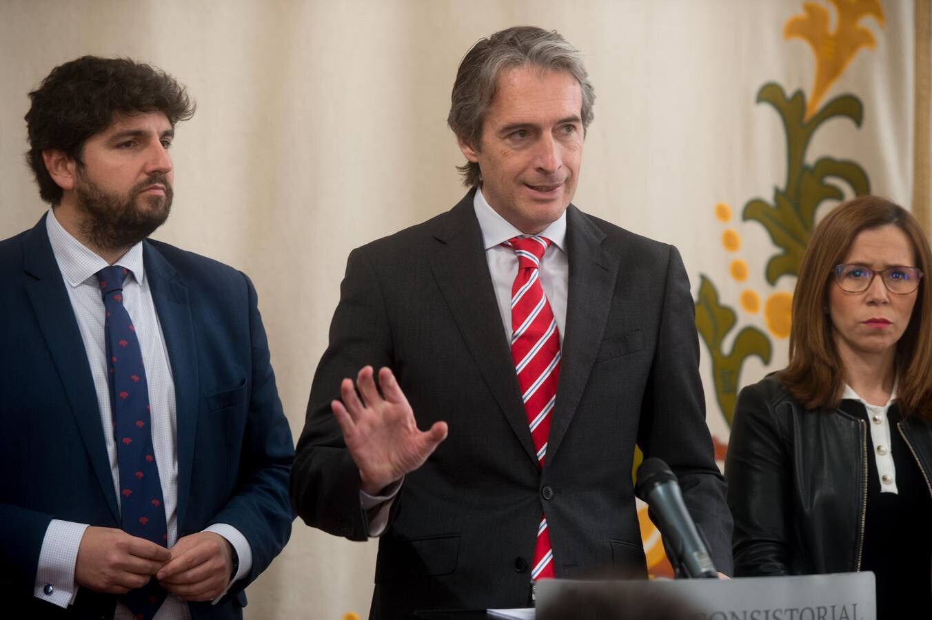 El ministro anuncia ante Castejón y López Miras que el baipás de Beniel y el tramo hasta Murcia serán licitados el año que viene