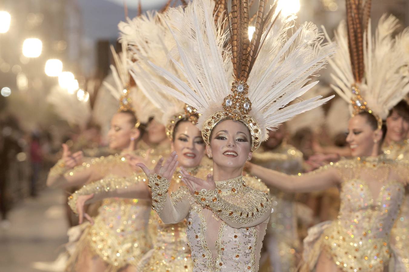 La Federación de Peñas cifró la asistencia al primer desfile del Carnaval en 15.000 personas