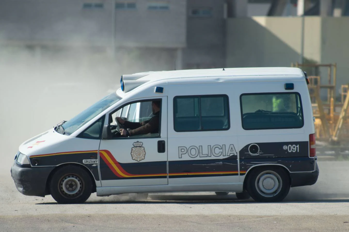 La Policía Nacional realizó un curso de conducción en la Base Aérea de Alcantarilla para evitar atentados y mejorar la seguridad de los agentes