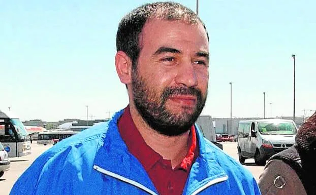 Mohamed Achraf, al ser extraditado a España en 2005.