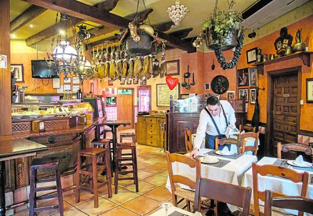 Comedor del restaurante cartagenero El Pincho de Castilla.