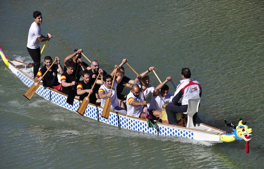 Repasa las mejores fotos de la prueba que ha llenado de piraguas el Segura