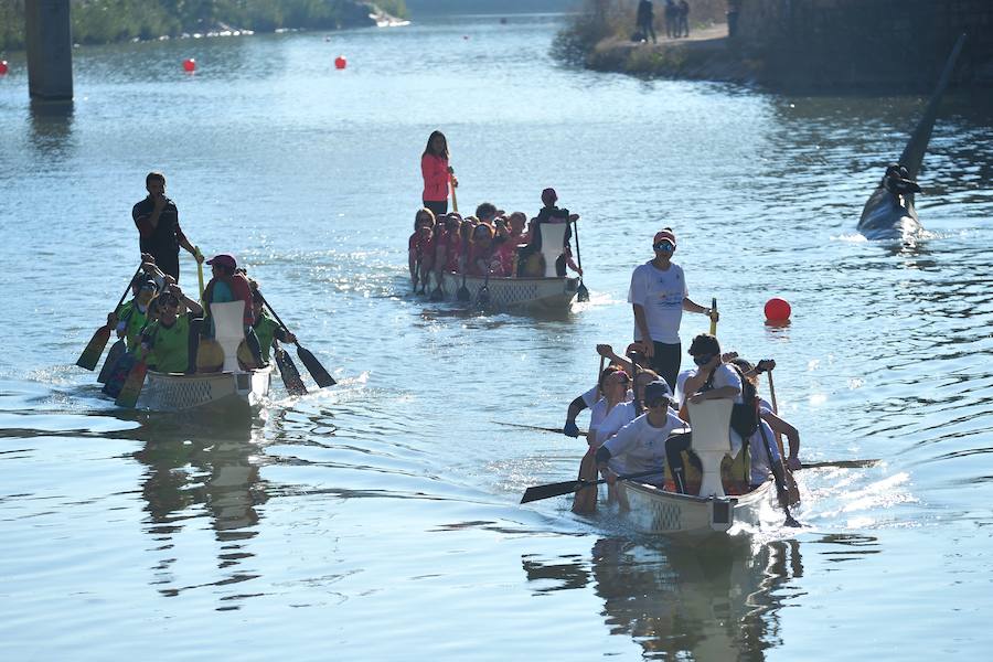 Más de 700 deportistas toman parte en la III edición de la Regata Ciudad de Murcia