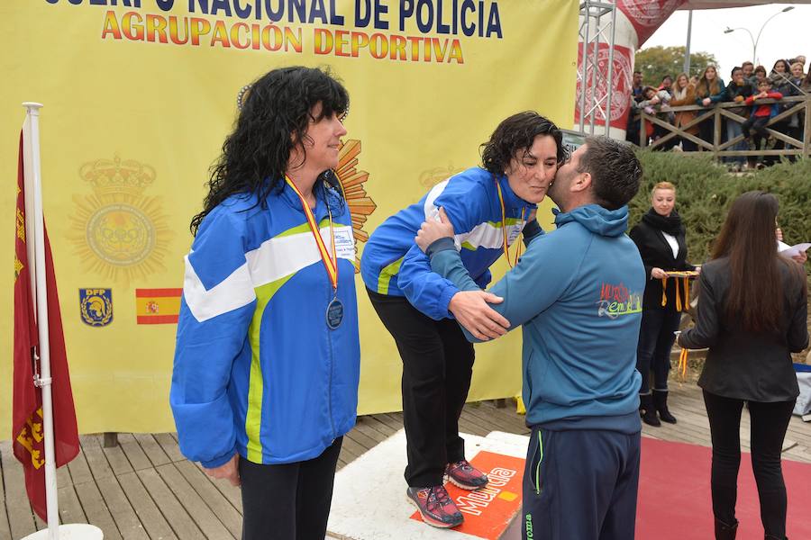 Más de 700 piragüistas participan en las carreras por el Segura