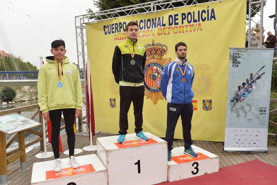 Más de 700 piragüistas participan en las carreras por el Segura