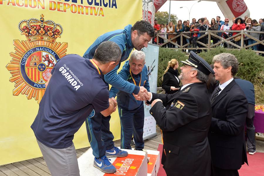 Más de 700 piragüistas participan en las carreras por el Segura