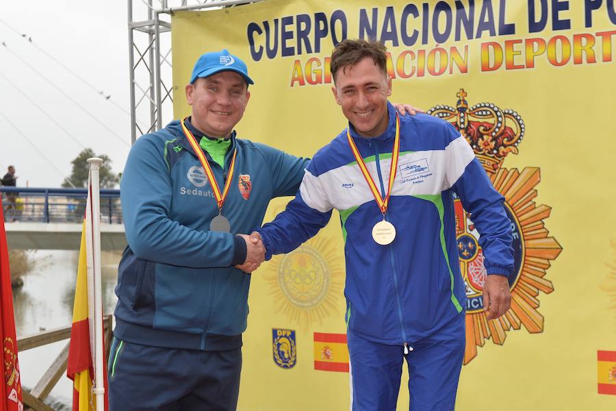 Más de 700 piragüistas participan en las carreras por el Segura