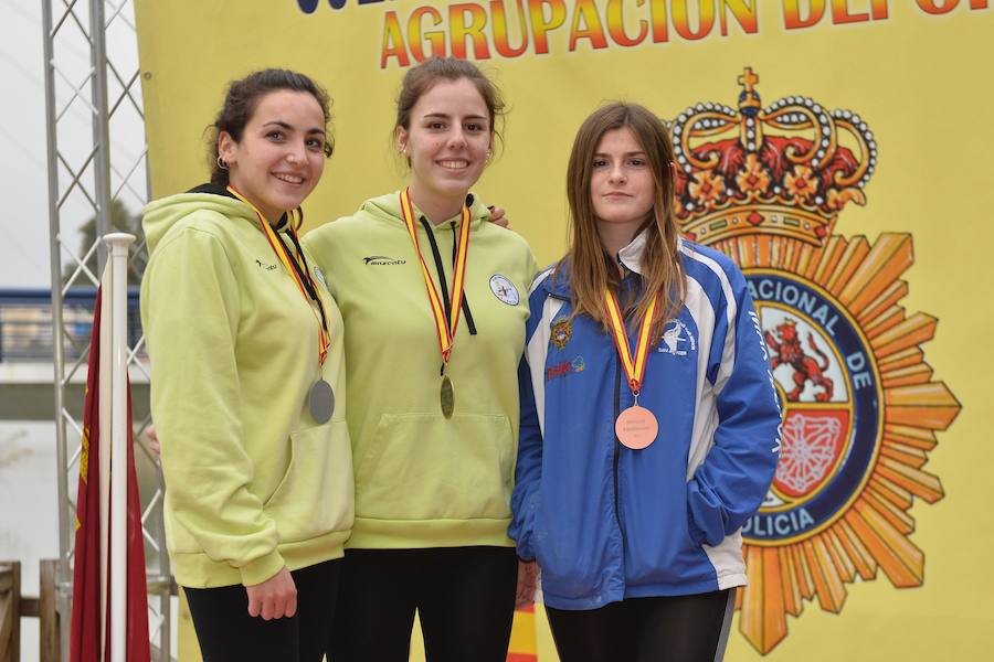 Más de 700 piragüistas participan en las carreras por el Segura