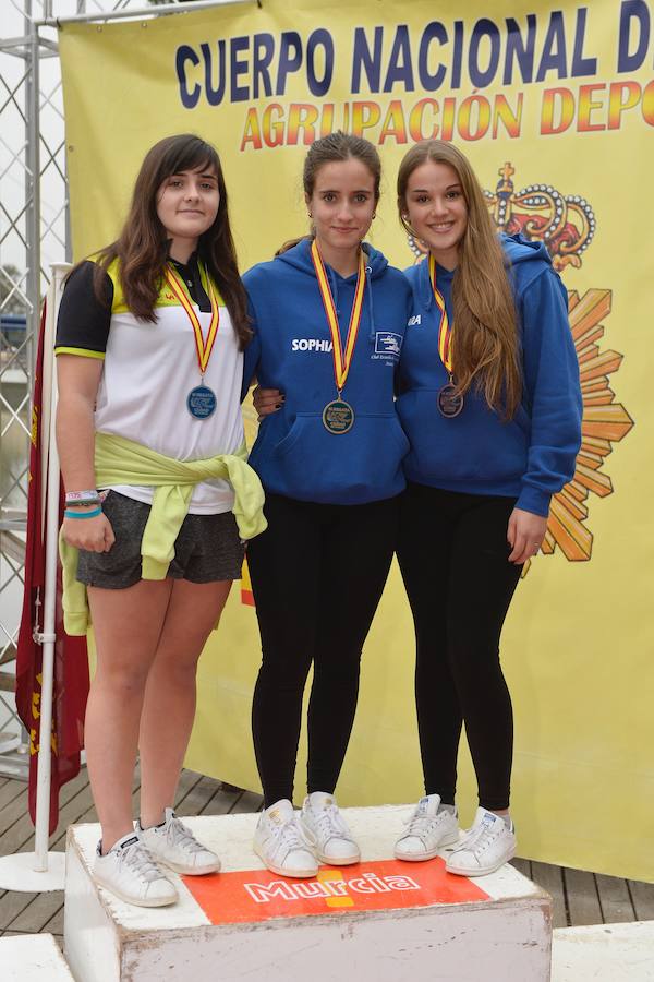 Más de 700 piragüistas participan en las carreras por el Segura