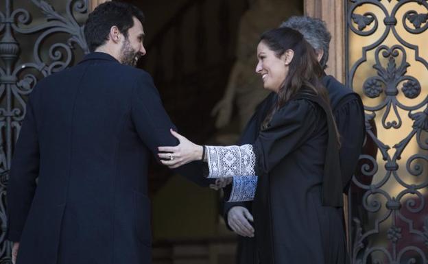 Roger Torrent, junto a María Eugenia Gay.