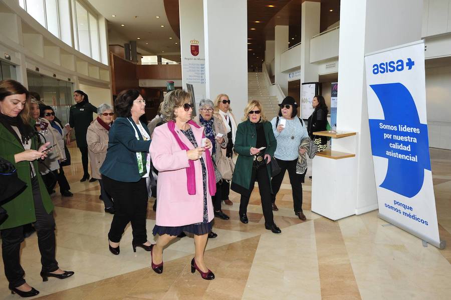 La presidenta de la Asociación Thader Consumo reclama la conciliación real y la cotización de las amas de casa para lograr la igualdad