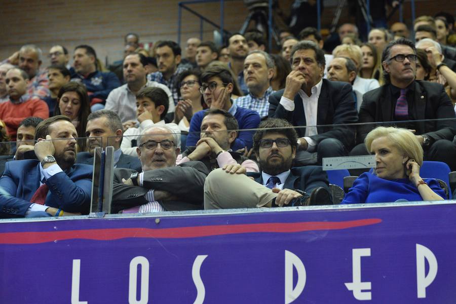 El conjunto de Ibon Navarro peleó hasta el final en el regreso de Lima al Palacio de los Deportes, pero no pudo con la tela de araña de Pesic ni el arbitraje de los últimos minutos