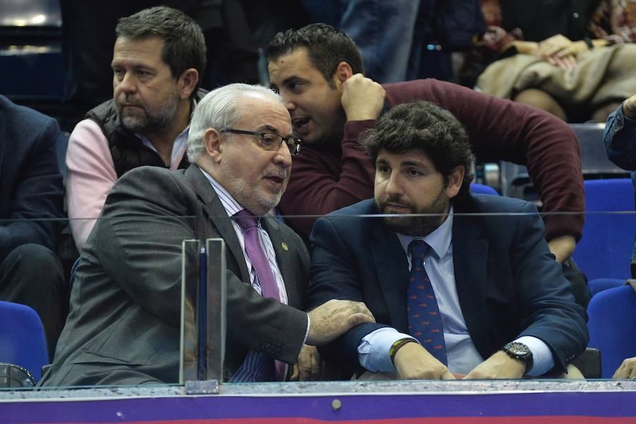 El conjunto de Ibon Navarro peleó hasta el final en el regreso de Lima al Palacio de los Deportes, pero no pudo con la tela de araña de Pesic ni el arbitraje de los últimos minutos