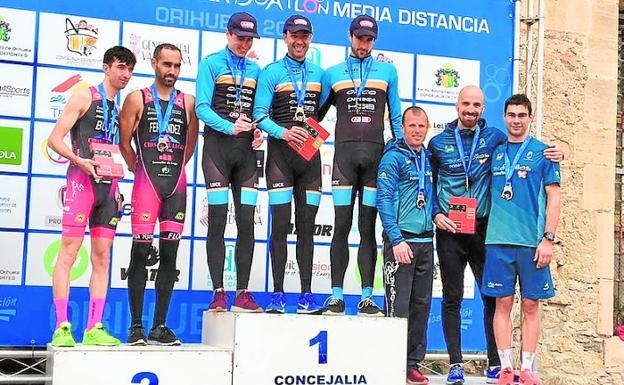 Podio del Nacional de duatlón de media distancia. 