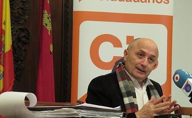 Cs denuncia ante el Tribunal de Cuentas que el interventor falta a su trabajo cada jueves