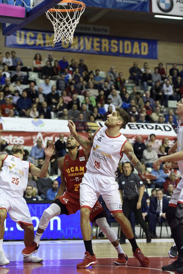 Los murcianos ganan por primera vez en un mes y medio en un partido competido que desniveló Urtasun como base. El final parecía plácido, pero un parcial de 2-12 en los últimos cuatro minutos dio incluso opción de empate al Burgos