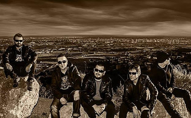 Componentes de El Último Ke Zierre.