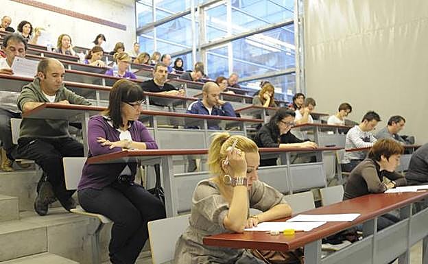 Imagen de archivo de unas oposiciones al SMS. 