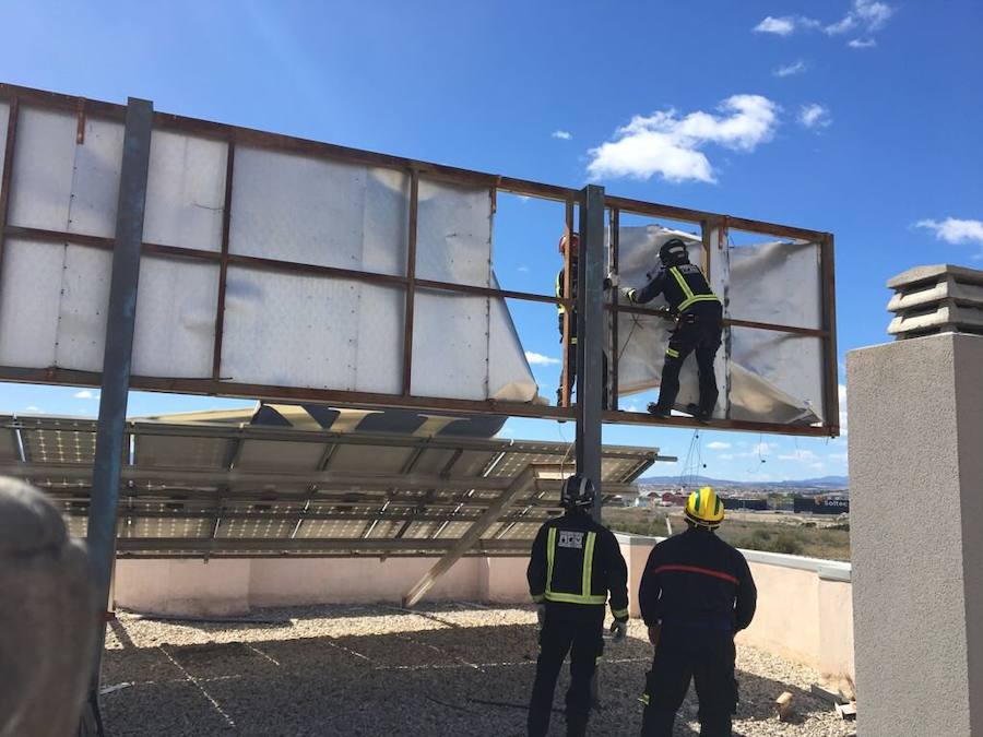 El 112 ha recibido más de 50 llamadas desde primera hora del día