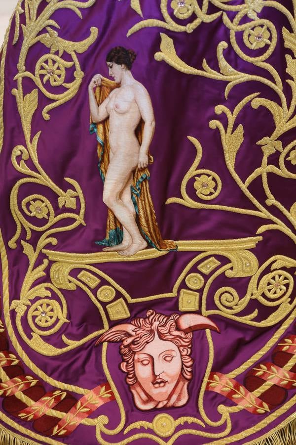 El Muy Ilustre Cabildo de Nuestra Señora la Virgen de la Amargura, Paso Blanco, presentó ayer los estrenos que la cofradía pondrá en escena en el desfile bíblico pasional del próximo Jueves Santo en Lorca