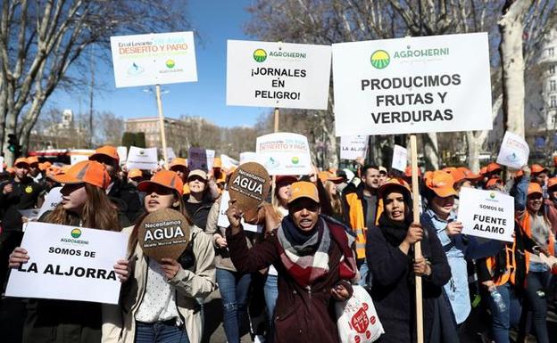 Regantes murcianos durante la protesta en Madrid. 