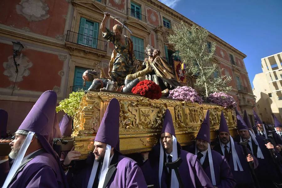 Las obras del escultor murciano convierten la ciudad de Murcia en un museo al aire libre en Semana Santa