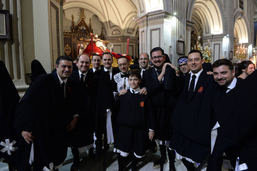 Procesionaron Los Servitas, el Santo Sepulcro y la Cofradía del Cristo de la Misericordia