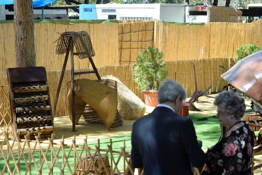 Los ventorrillos se encuentran en funcionamiento desde el mediodía de este Domingo de Resurrección. Las peñas huertanas aplican este año una subida de entre 10 y 50 céntimos en las bebidas y redondean el paparajote a 1 euro