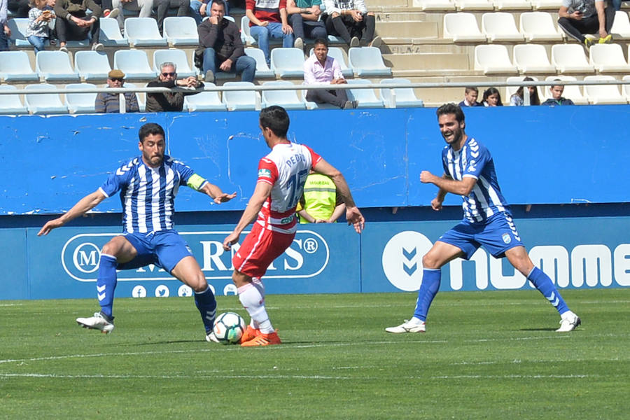 Los de Fabri se llevan el triunfo tras 16 jornadas sin vencer y dan, al fin, una pequeña alegría a su sufrida afición