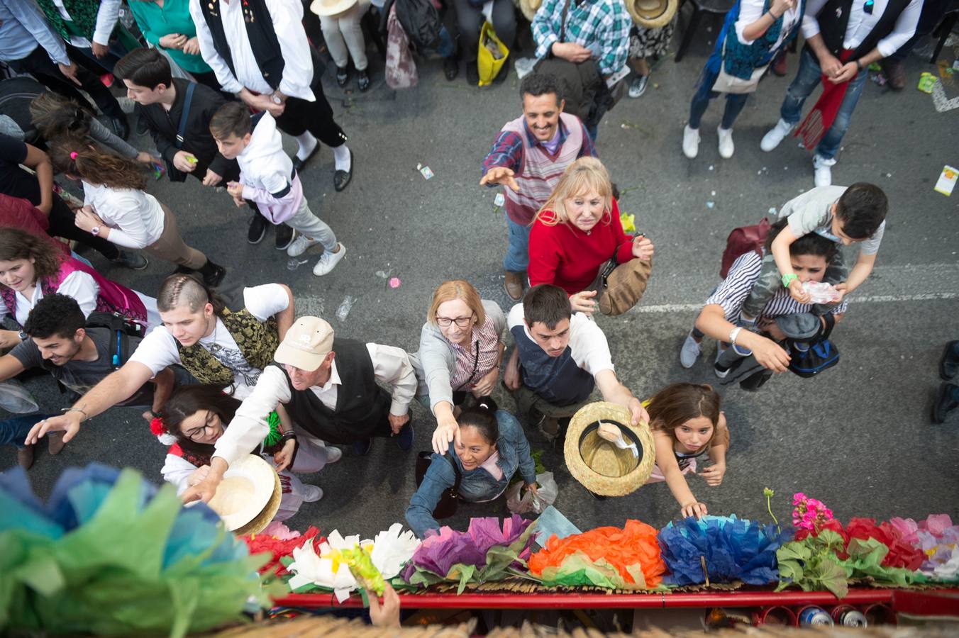 Las calles de Murcia se visten de costumbrismo en el desfile del Bando de La Huerta 2018