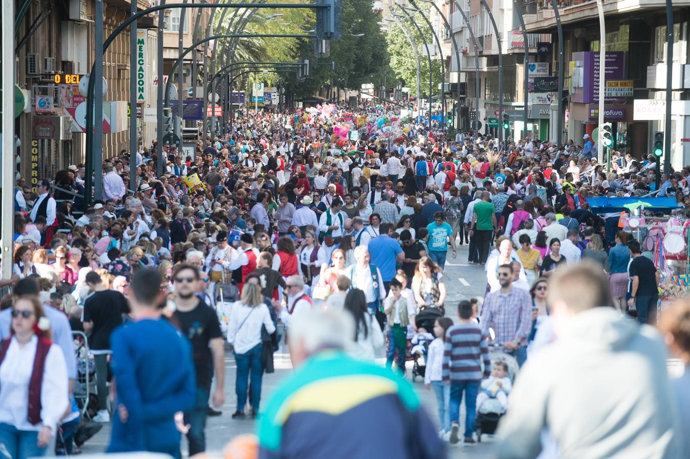 Las calles de Murcia se visten de costumbrismo en el desfile del Bando de La Huerta 2018