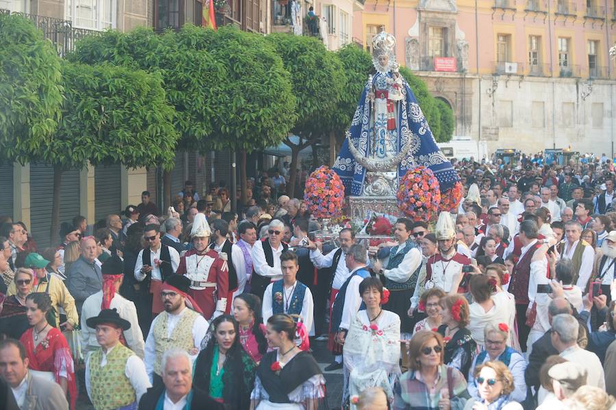 El obispo Lorca Planes invita a compartir «el pan y la alegría» 