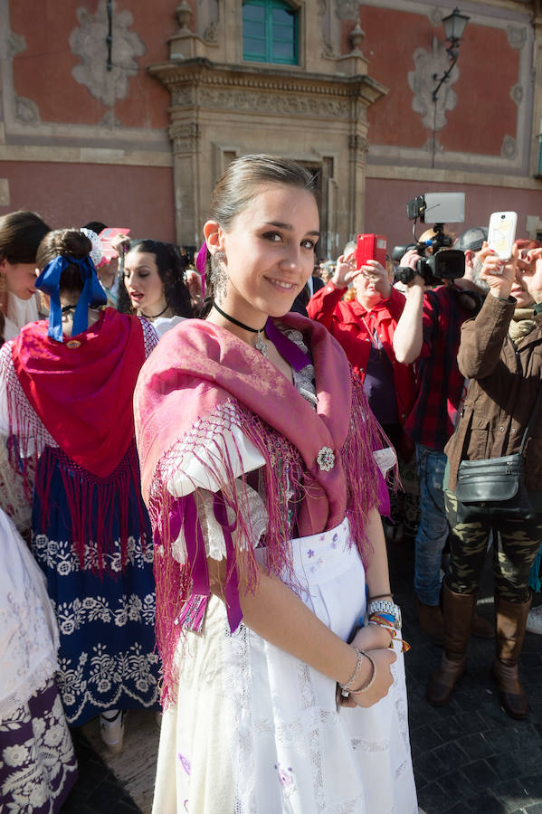 El obispo Lorca Planes invita a compartir «el pan y la alegría» 