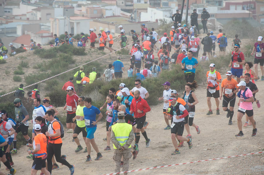 Unos 3.800 valientes parten con la primera luz del día al asalto de las baterías de costa de Cartagena