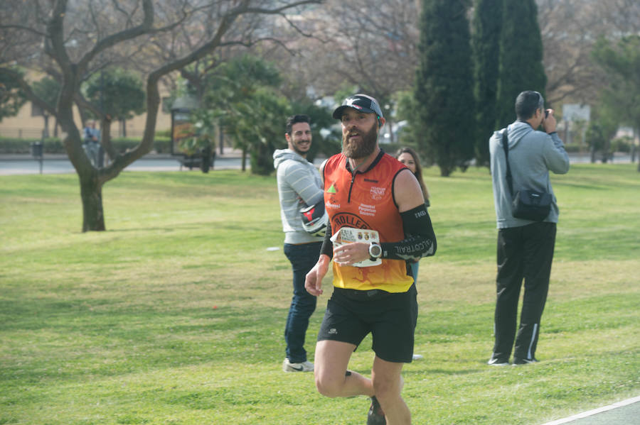 Unos 3.800 valientes parten con la primera luz del día al asalto de las baterías de costa de Cartagena