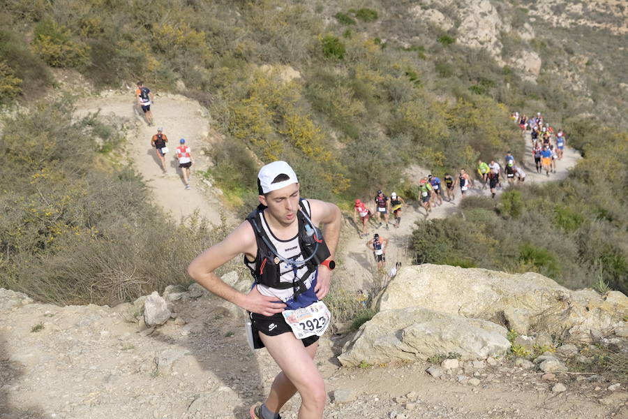 Unos 3.800 valientes parten con la primera luz del día al asalto de las baterías de costa de Cartagena