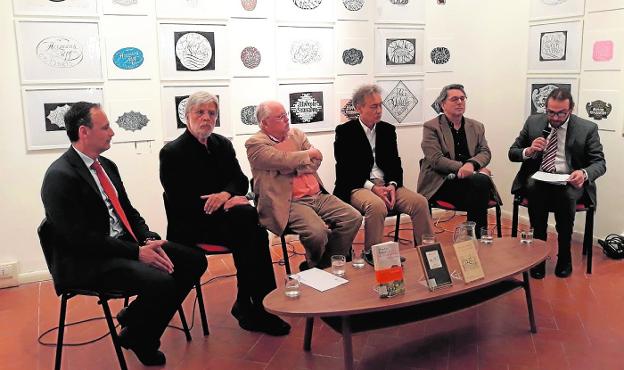 Javier Celdrán, Eloy Sánchez Rosillo, Pedro García Montalvo, Pedro Cano, Andrés Trapiello y Juan Carlos Reche, director del Instituto Cervantes en Roma.