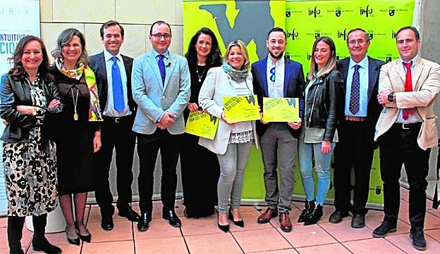 El Info entrega los premios al emprendedor del mes