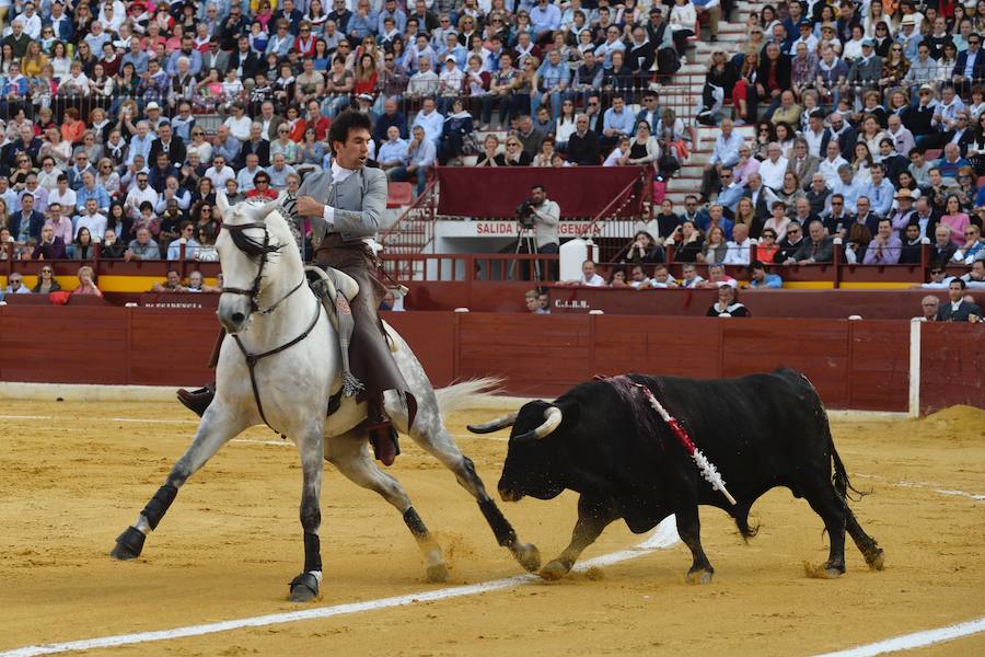 El festival solidario de Murcia volvió a ser un éxito, con trece orejas, dos rabos y mucho público