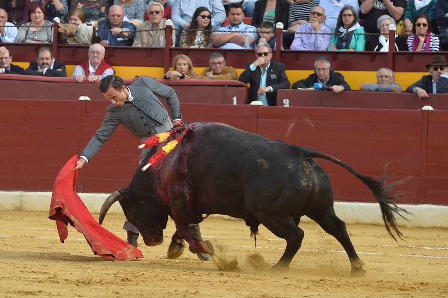 El festival solidario de Murcia volvió a ser un éxito, con trece orejas, dos rabos y mucho público