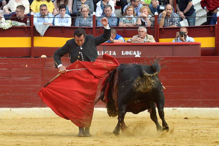 El festival solidario de Murcia volvió a ser un éxito, con trece orejas, dos rabos y mucho público