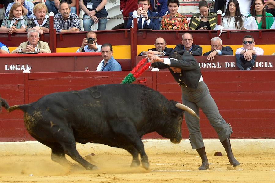 El festival solidario de Murcia volvió a ser un éxito, con trece orejas, dos rabos y mucho público