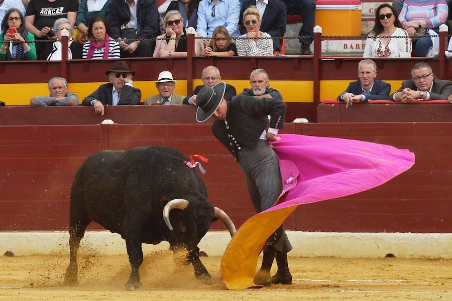 El festival solidario de Murcia volvió a ser un éxito, con trece orejas, dos rabos y mucho público