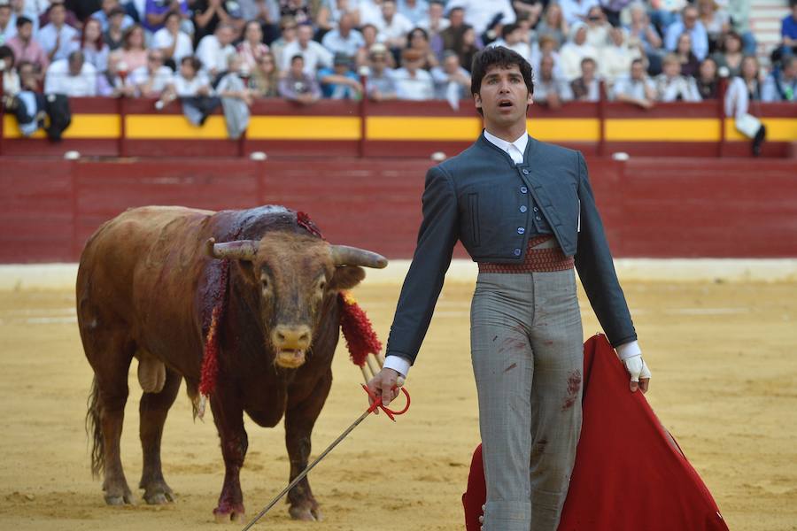 El festival solidario de Murcia volvió a ser un éxito, con trece orejas, dos rabos y mucho público